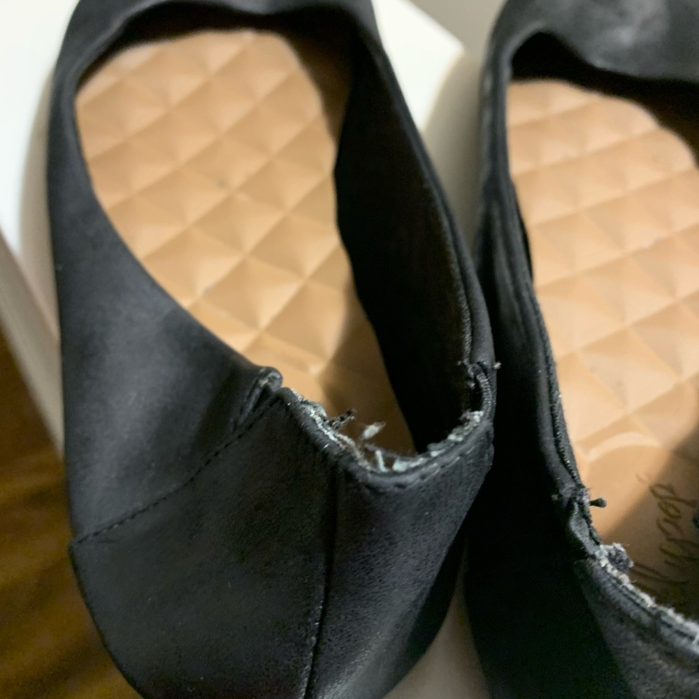 Ladies Black Flats - Picture 4 of 5